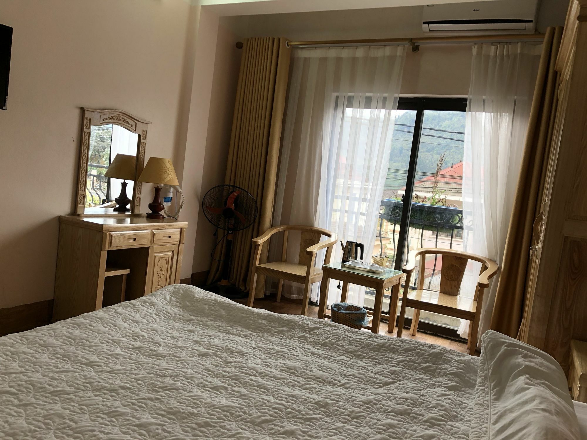 Dh Sa Pa Hotel Екстериор снимка